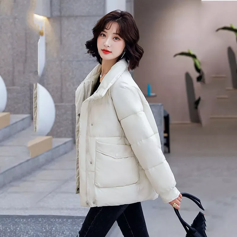 Новинка 2021, Осень-зима, новое модное хлопковое Женское пальто, короткое Свободное пальто с воротником-стойкой для маленьких парней, утеплен...
Новинка 2021, Осень-зима, новое модное хлопковое Женское пальто, короткое Свободное пальто с воротником-стойкой для маленьких парней, утеплен...