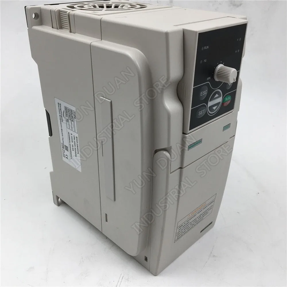 SUNFAR Universal Frequency Converter VFD 2.2KW 2200W 220V 1000Hz VVV/F SVC For Router engraving Spindle Motor Controller
SUNFAR Universal Frequency Converter VFD 2.2KW 2200W 220V 1000Hz VVV/F SVC For Router engraving Spindle Motor Controller