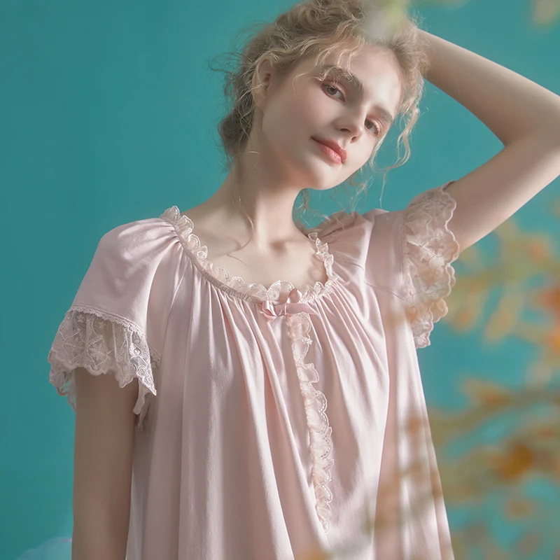 Summer Women's Short-sleeved Skirt Round Neck Sweet Lace Palace Style Nightdress Cotton Pajamas Can Be Worn Outside Home Wear
Summer Women's Short-sleeved Skirt Round Neck Sweet Lace Palace Style Nightdress Cotton Pajamas Can Be Worn Outside Home Wear