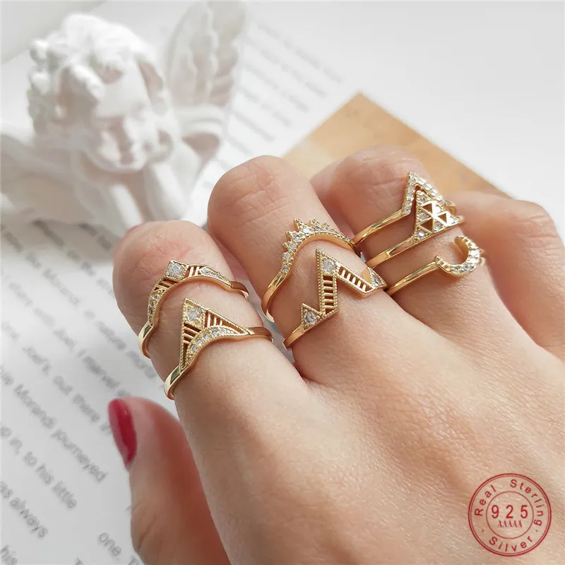 Korean 925 Sterling Silver Micro Set Zircon Geometric Open Gold Ring for Women Iight Iuxury Temperament Jewelry Gift
Korean 925 Sterling Silver Micro Set Zircon Geometric Open Gold Ring for Women Iight Iuxury Temperament Jewelry Gift