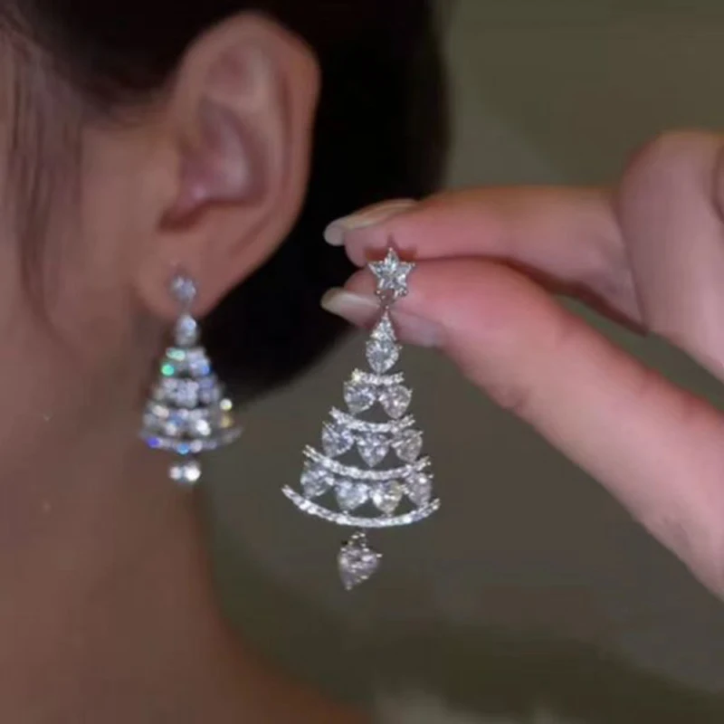 Trendy Christmas Tree Stud Earrings for Women Silver Color Star Heart Shine Zircon Drop Wedding Party Xmas Jewelry New Year Gift
Trendy Christmas Tree Stud Earrings for Women Silver Color Star Heart Shine Zircon Drop Wedding Party Xmas Jewelry New Year Gift