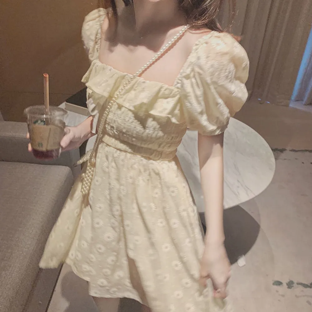 Puffed Sleeves Square Dress French Sexy Sweet Slim A-line Shirring Elegant Korean Gril Daisy Floral Print Mini Dresses
Puffed Sleeves Square Dress French Sexy Sweet Slim A-line Shirring Elegant Korean Gril Daisy Floral Print Mini Dresses