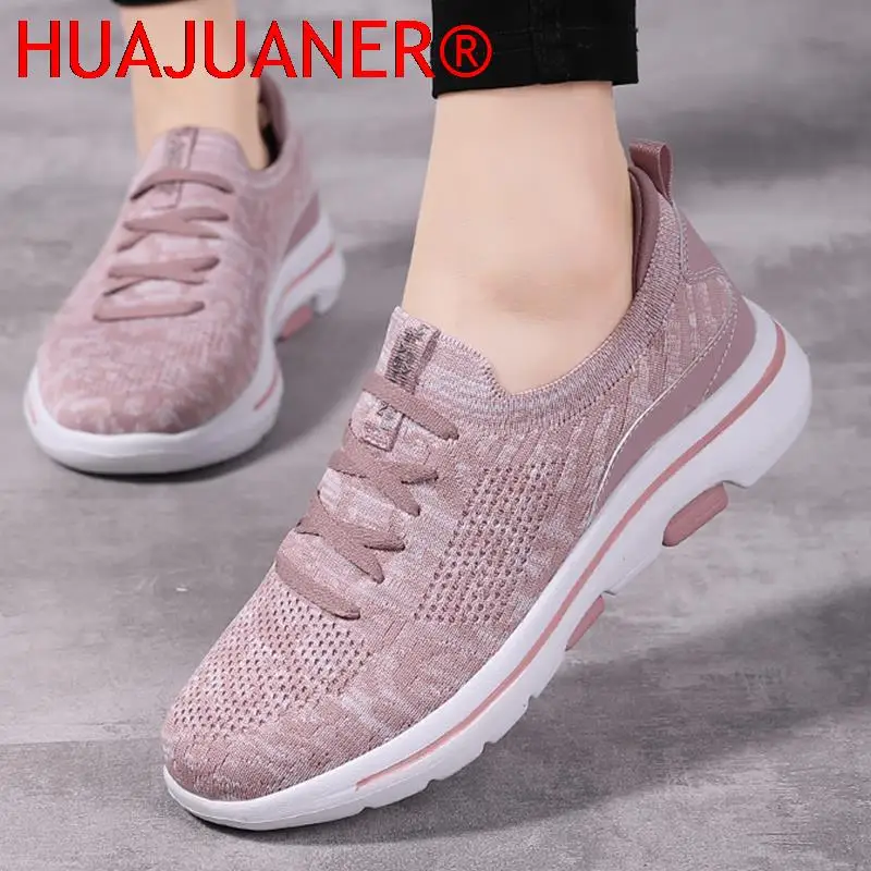 Кроссовки женские легкие из дышащего сетчатого материала, на шнуровке 
Кроссовки женские легкие из дышащего сетчатого материала, на шнуровке