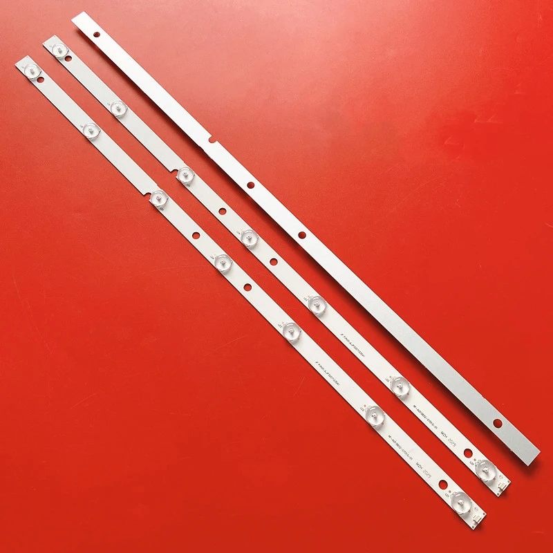 Светодиодная лента для подсветки 32C56 0 светодиодный 32C360 RF-AI315B32-0701S-01 01.JL. JP32071235A1 E32D7212 E243951, 3 шт. 
Светодиодная лента для подсветки 32C56 0 светодиодный 32C360 RF-AI315B32-0701S-01 01.JL. JP32071235A1 E32D7212 E243951, 3 шт.