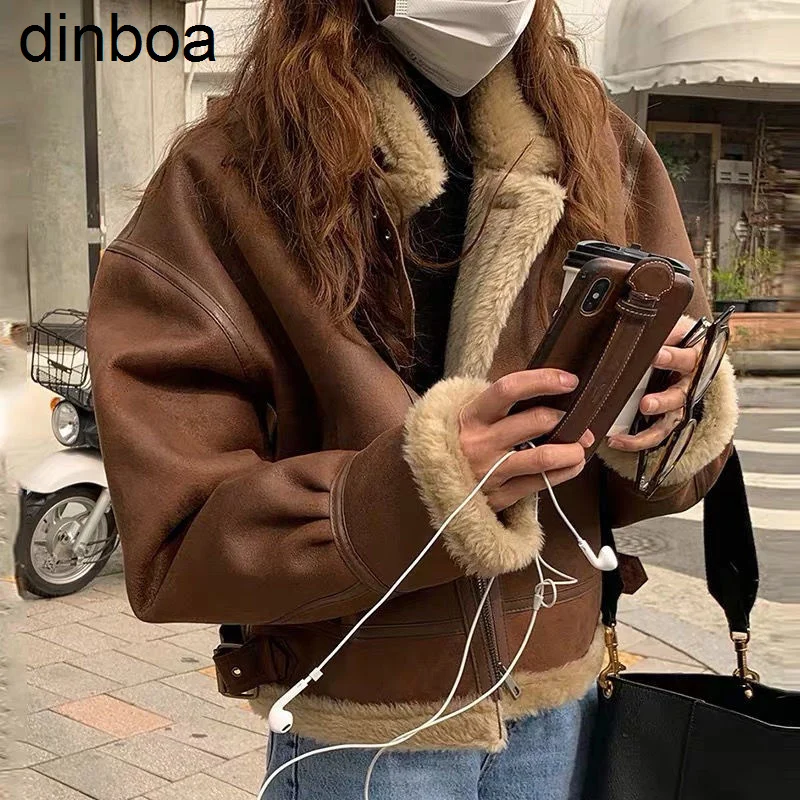 Lamb Wool Coat Women's Short Winter Korean Version of Loose and Versatile Thickened Fur Coat Deerskin Velvet Motorcycle Jacket
Lamb Wool Coat Women's Short Winter Korean Version of Loose and Versatile Thickened Fur Coat Deerskin Velvet Motorcycle Jacket