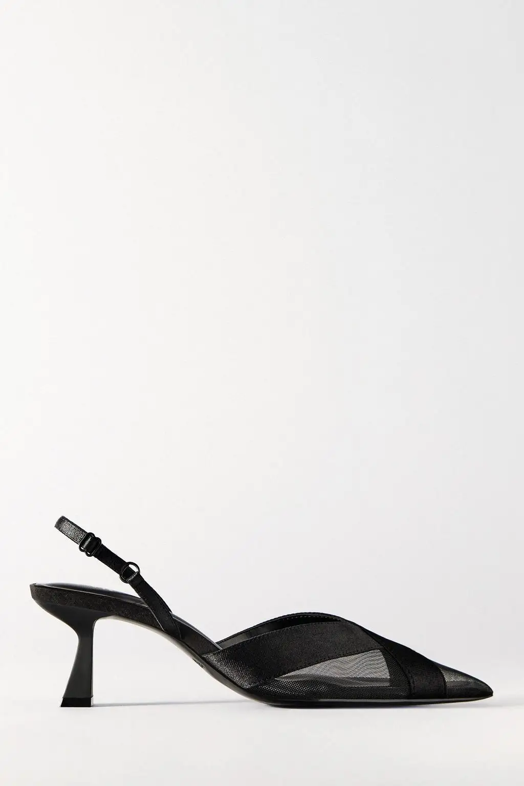 2023 Summer New Women's Shoes Pointed Toe Shallow Mouth Single Shoes Baotou Sandals Black Mesh Open Heel High Heels Fine Heeled
2023 Summer New Women's Shoes Pointed Toe Shallow Mouth Single Shoes Baotou Sandals Black Mesh Open Heel High Heels Fine Heeled
