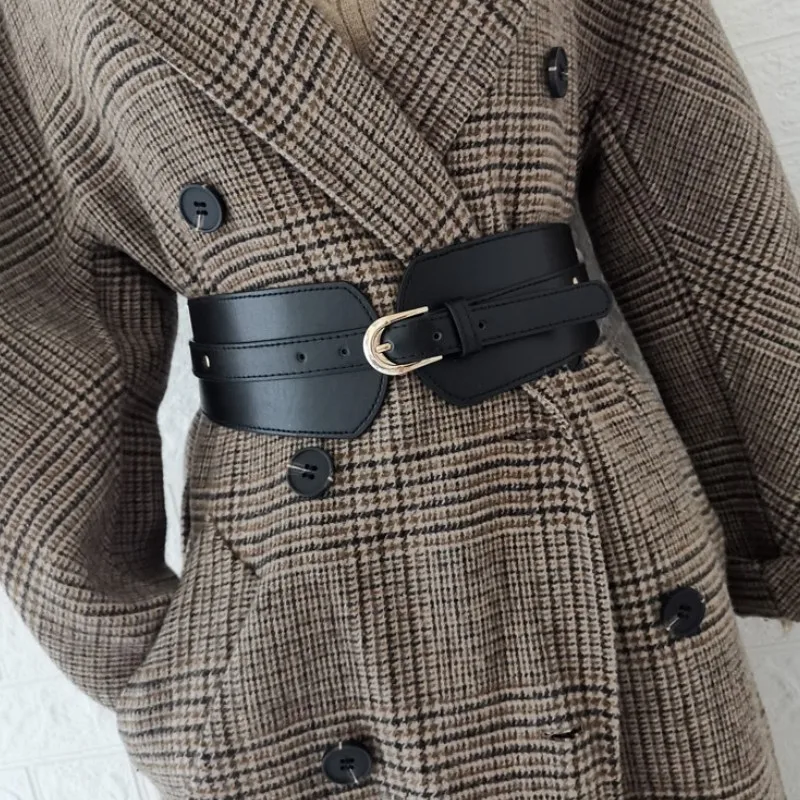 Роскошный женский широкий пояс с винтажной пряжкой кожаный широкий Модный женский пояс с пряжкой
Роскошный женский широкий пояс с винтажной пряжкой кожаный широкий Модный женский пояс с пряжкой