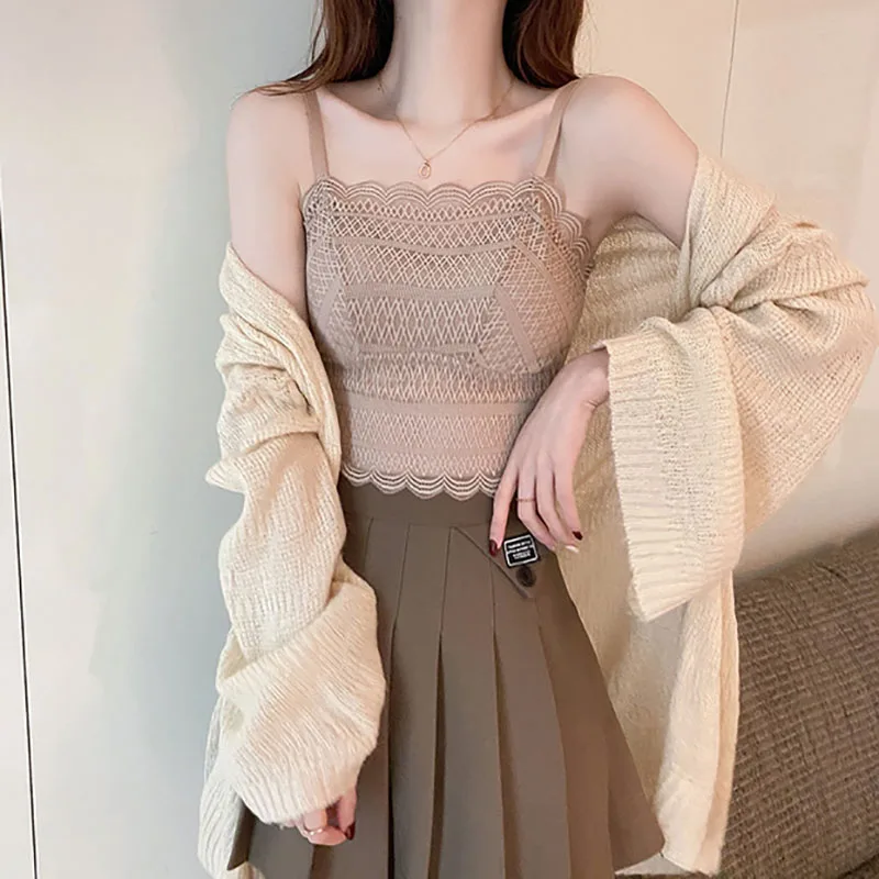 Пикантный кружевной жилет на бретелях, летний спортивный топ без рукавов, латексный дышащий светильник кий женский Бралетт tankнижнее белье
Пикантный кружевной жилет на бретелях, летний спортивный топ без рукавов, латексный дышащий светильник кий женский Бралетт tankнижнее белье