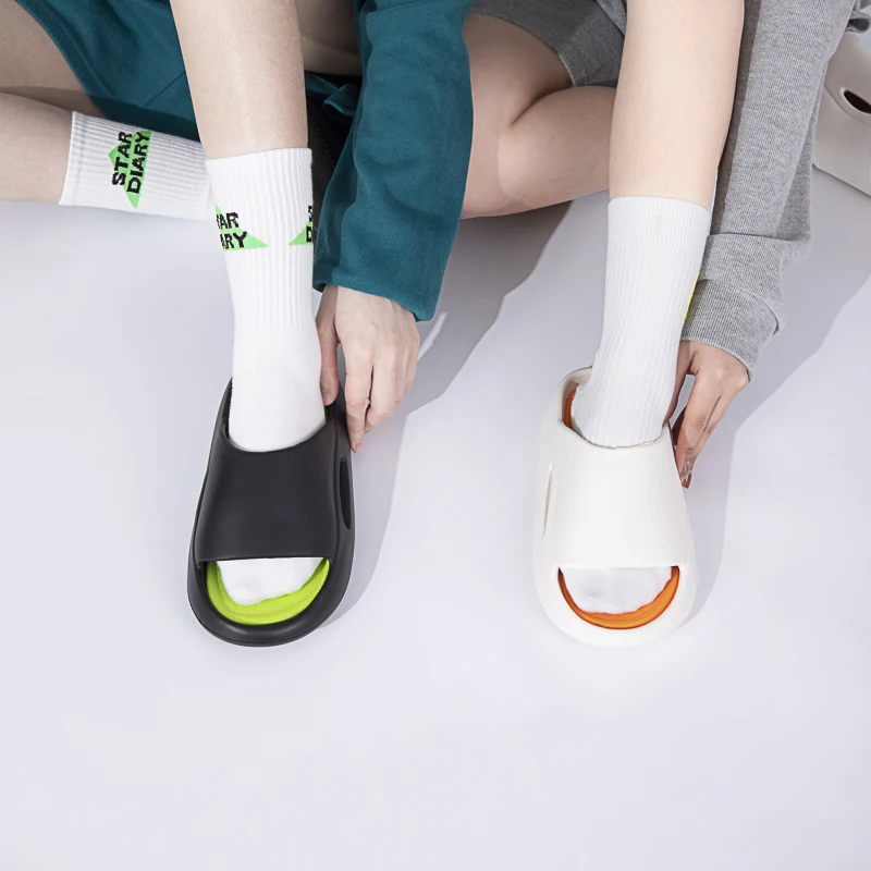 Outer Wear Ladies Slippers Summer Thick Bottom 2022 New Beach Sports Non-slip Net Celebrity Trend Sandals And Slippers Women Men
Outer Wear Ladies Slippers Summer Thick Bottom 2022 New Beach Sports Non-slip Net Celebrity Trend Sandals And Slippers Women Men