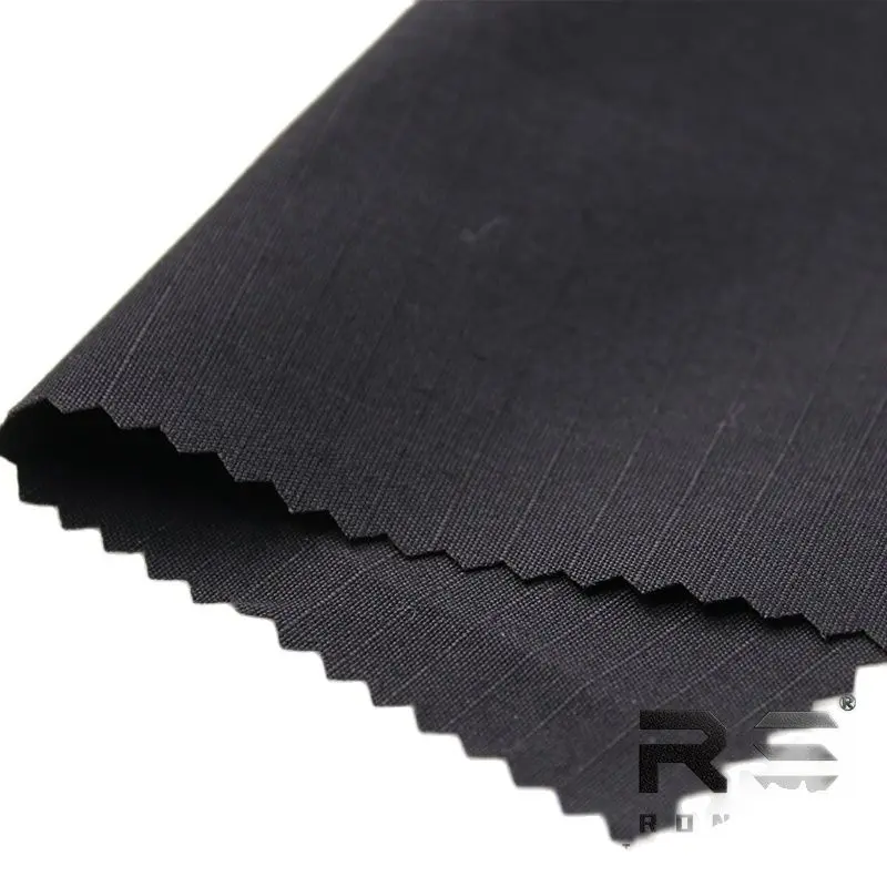 Polyester Cotton Plaid Black 65/35 Breathable And Tear Resistant Outdoor Clothing For Training Tactical Vest Military Bag Fabric
Polyester Cotton Plaid Black 65/35 Breathable And Tear Resistant Outdoor Clothing For Training Tactical Vest Military Bag Fabric