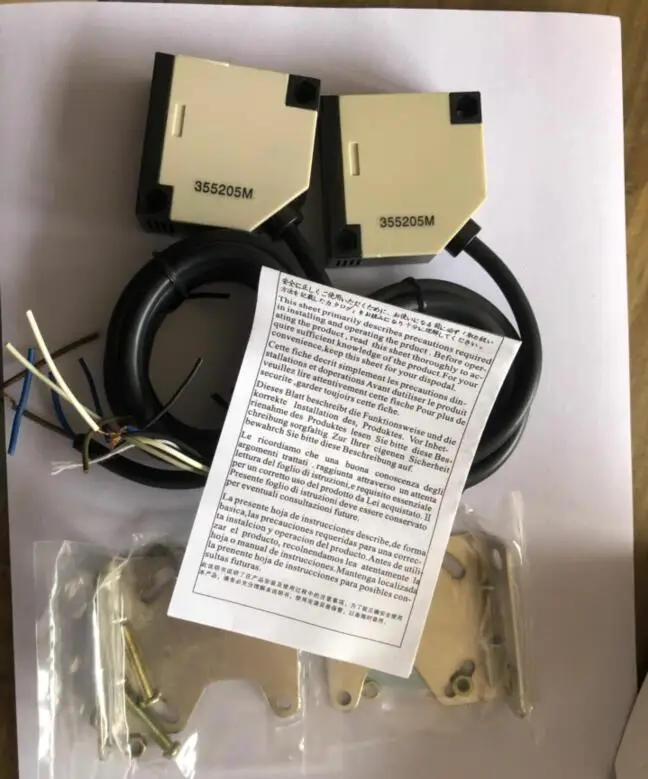 E3JK-5DM1 E3JK-5L DC12-24V/AC90-250V Photoelectric Sensor Switch infrared Photocell switch Detective Distance 5m
E3JK-5DM1 E3JK-5L DC12-24V/AC90-250V Photoelectric Sensor Switch infrared Photocell switch Detective Distance 5m