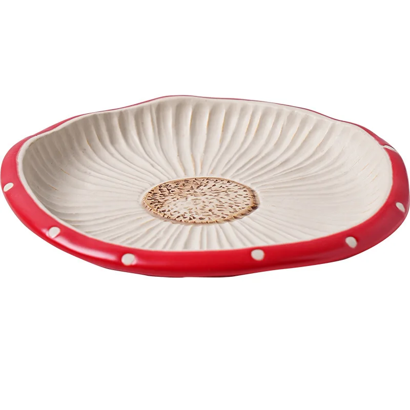 Набор фарфоровой посуды AmoryLuz с красным грибом
Набор фарфоровой посуды AmoryLuz с красным грибом