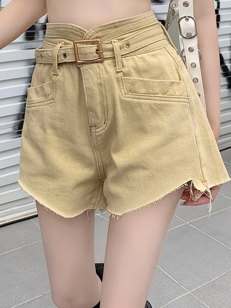 Casual High Waist Wide Leg Ragged Denim Shorts 2023 Summer New Fashion Women'S Clothing
Casual High Waist Wide Leg Ragged Denim Shorts 2023 Summer New Fashion Women'S Clothing
