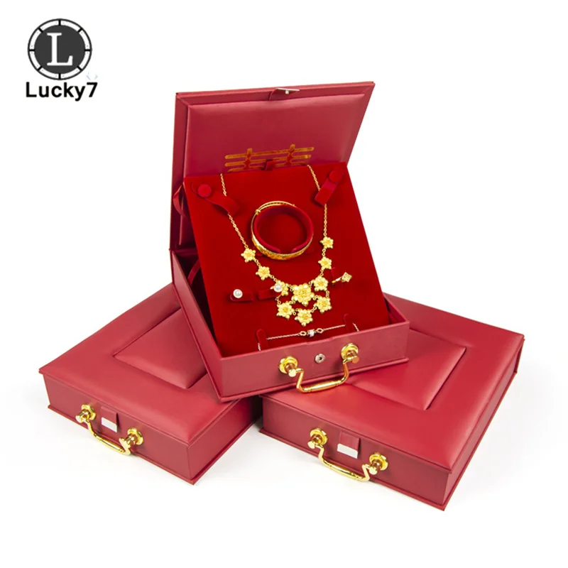 Wedding PU Leather Hardware Set Jewelry Box High-grade Handle Wedding Jewelry Box Dragon Phoenix Bracelet Necklace Set Box
Wedding PU Leather Hardware Set Jewelry Box High-grade Handle Wedding Jewelry Box Dragon Phoenix Bracelet Necklace Set Box