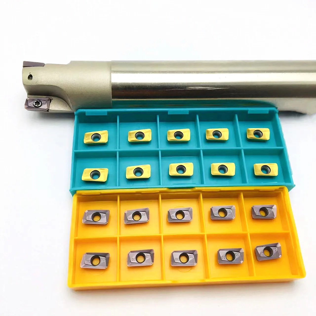 BAP300R Milling Tool Holder 120-250mm 2T 3T Carbide Insert External Milling Tool Holder 10PCS APMT1135 Turning Tool BAP 300R
BAP300R Milling Tool Holder 120-250mm 2T 3T Carbide Insert External Milling Tool Holder 10PCS APMT1135 Turning Tool BAP 300R