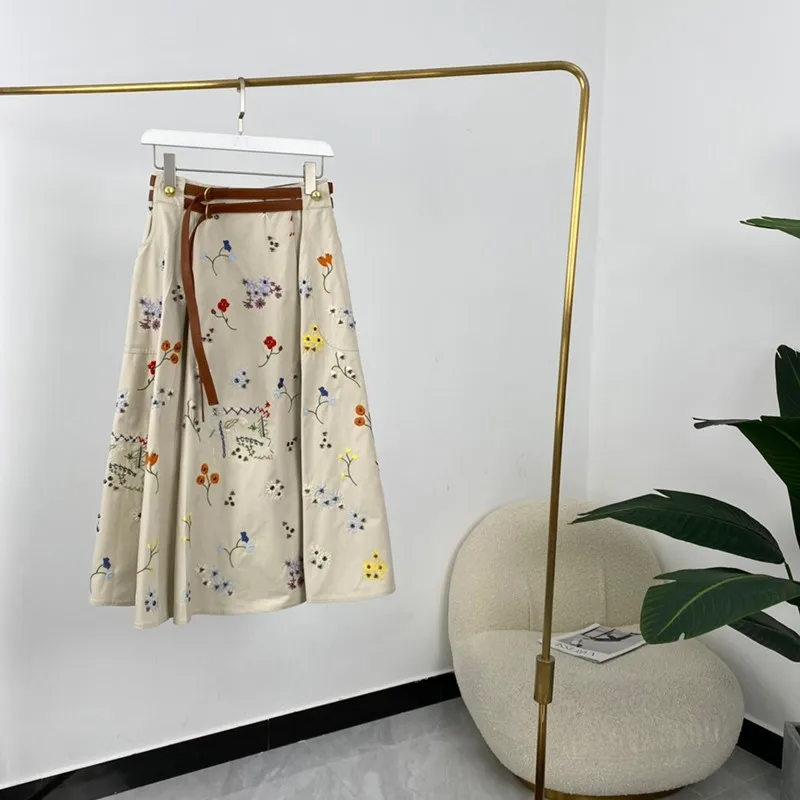 Korean fashion clothing Multi Color Yellow Red Blue Little Floral Embroidery High Waist Cotton Skirts
Korean fashion clothing Multi Color Yellow Red Blue Little Floral Embroidery High Waist Cotton Skirts