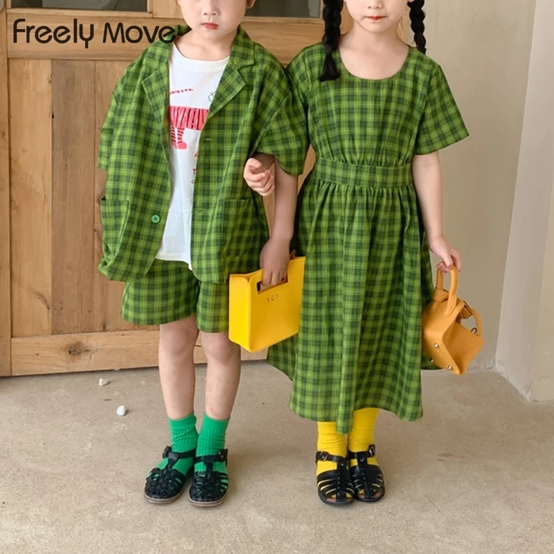 Freely Move Top Floral Brother and Sister Kids Plaid Outfits Boys Casual Suit+Princess Girls Dress Sets Birthday Clothes
Freely Move Top Floral Brother and Sister Kids Plaid Outfits Boys Casual Suit+Princess Girls Dress Sets Birthday Clothes
