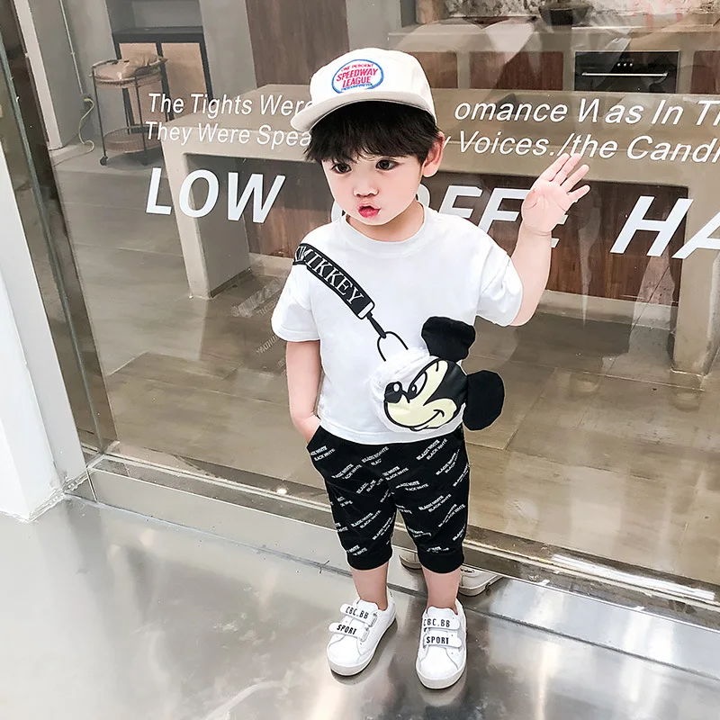 Boys Short-sleeved Suit 2022 Summer New Korean Version Children's Mickey Mouse Two-piece Suit Baby Boy Clothes
Boys Short-sleeved Suit 2022 Summer New Korean Version Children's Mickey Mouse Two-piece Suit Baby Boy Clothes
