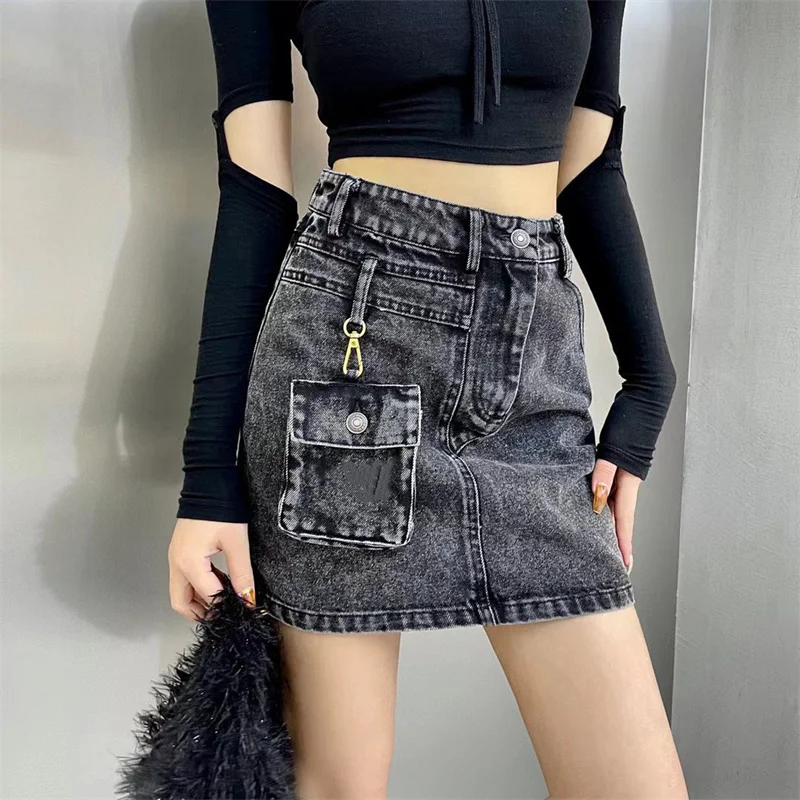 Women Denim High Waist A-Line Short Skirts Casual Streetwear Vintage Style Decorated with Pockets Young Faddish 2022 Summer
Women Denim High Waist A-Line Short Skirts Casual Streetwear Vintage Style Decorated with Pockets Young Faddish 2022 Summer
