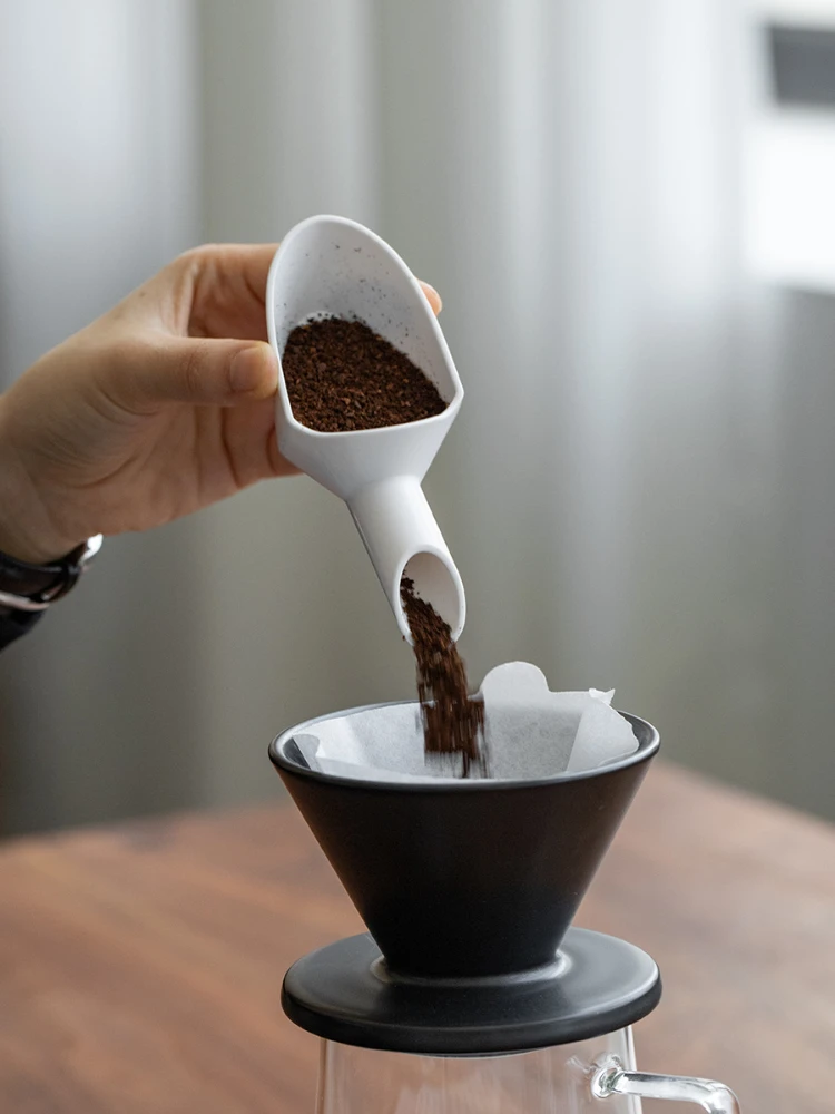 Coffee Shovel Measuring Spoon 20g Scoop Coffee Beans Kitchen Measuring Tool Coffee Spoon Matching Series
Coffee Shovel Measuring Spoon 20g Scoop Coffee Beans Kitchen Measuring Tool Coffee Spoon Matching Series
