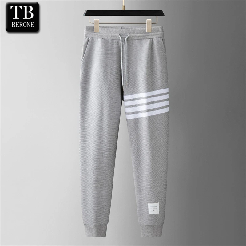 TB BERONE Men's Sports Casual Sweatpants Tide Autumn Couple Thom Brand Four-bar Striped Cotton Knitted Slim-fit Trousers
TB BERONE Men's Sports Casual Sweatpants Tide Autumn Couple Thom Brand Four-bar Striped Cotton Knitted Slim-fit Trousers