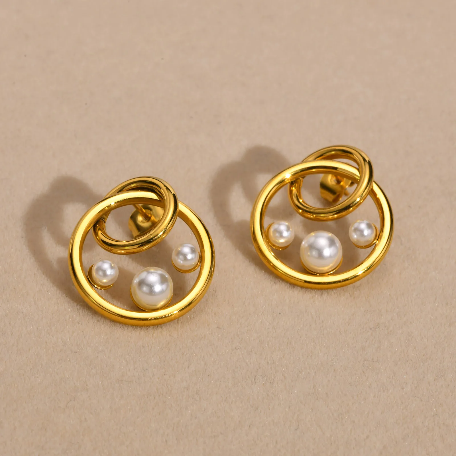 2023 Chic Minimalist Simulated Pearl Hoop Earrings For Women Mom Girls, Dainty Stainless Steel Chains Geometric Stud Earring
2023 Chic Minimalist Simulated Pearl Hoop Earrings For Women Mom Girls, Dainty Stainless Steel Chains Geometric Stud Earring