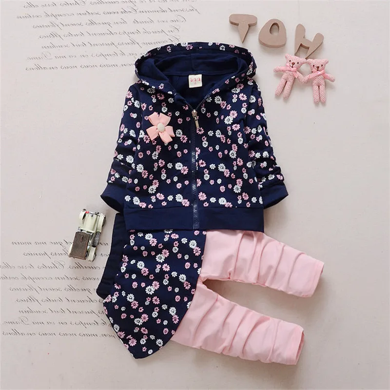 Spring Kids Girls Clothing Set Child Floral Outfits Autumn Wear Tracksuit for Girl Hoodie + Skirt Pants 2pcs Children Sport Suit
Spring Kids Girls Clothing Set Child Floral Outfits Autumn Wear Tracksuit for Girl Hoodie + Skirt Pants 2pcs Children Sport Suit