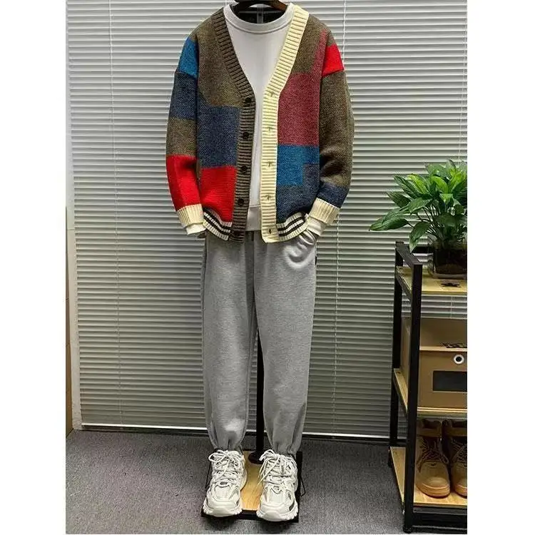 2022 Japanese Vintage Cardigan Men Sweater Autumn Winter New Loose Casual Sweaters Coat Hip Hop Streetwear Male Fashion Clothing
2022 Japanese Vintage Cardigan Men Sweater Autumn Winter New Loose Casual Sweaters Coat Hip Hop Streetwear Male Fashion Clothing