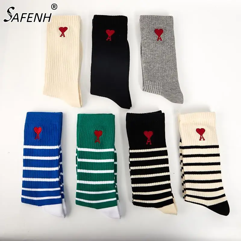Love Word Solid Color Stripe Simple Beauty Group High Quality Autumn Winter Socks For Women Man Ins Style Pure Light/Dark Color
Love Word Solid Color Stripe Simple Beauty Group High Quality Autumn Winter Socks For Women Man Ins Style Pure Light/Dark Color