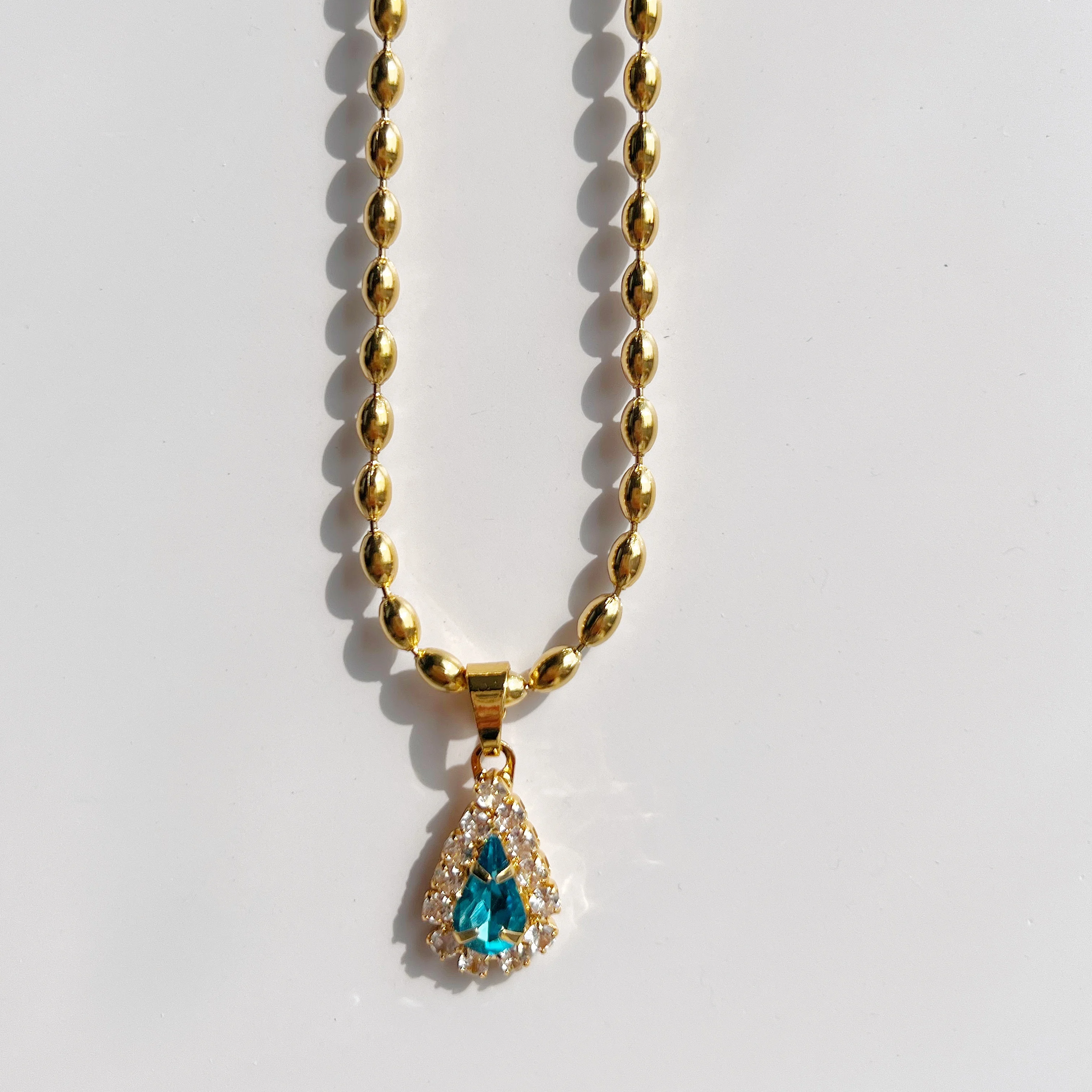 Dasein ACC New Customized Series Fashionable Emerald Green Pendant With Water Drops Stainless Steel Polished Rice Bead Necklace
Dasein ACC New Customized Series Fashionable Emerald Green Pendant With Water Drops Stainless Steel Polished Rice Bead Necklace