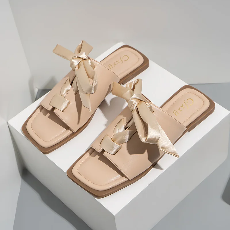 Women Slippers Summer Ladies Elegant Sandals Women's Casual Outdoor Shoes Square Toe Silk Bow Women's Flat Slippers
Women Slippers Summer Ladies Elegant Sandals Women's Casual Outdoor Shoes Square Toe Silk Bow Women's Flat Slippers