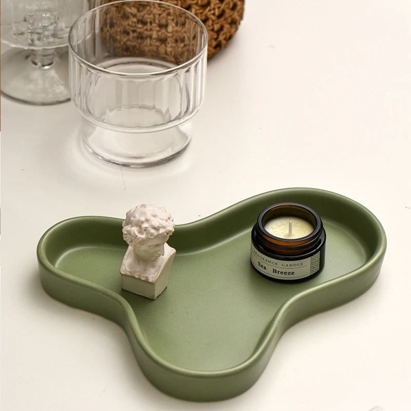 Nordic Ceramic Tray-shaped Storage Cake Jewelry Tray Desktop Decoration Irregular Ins Home Decoration
Nordic Ceramic Tray-shaped Storage Cake Jewelry Tray Desktop Decoration Irregular Ins Home Decoration