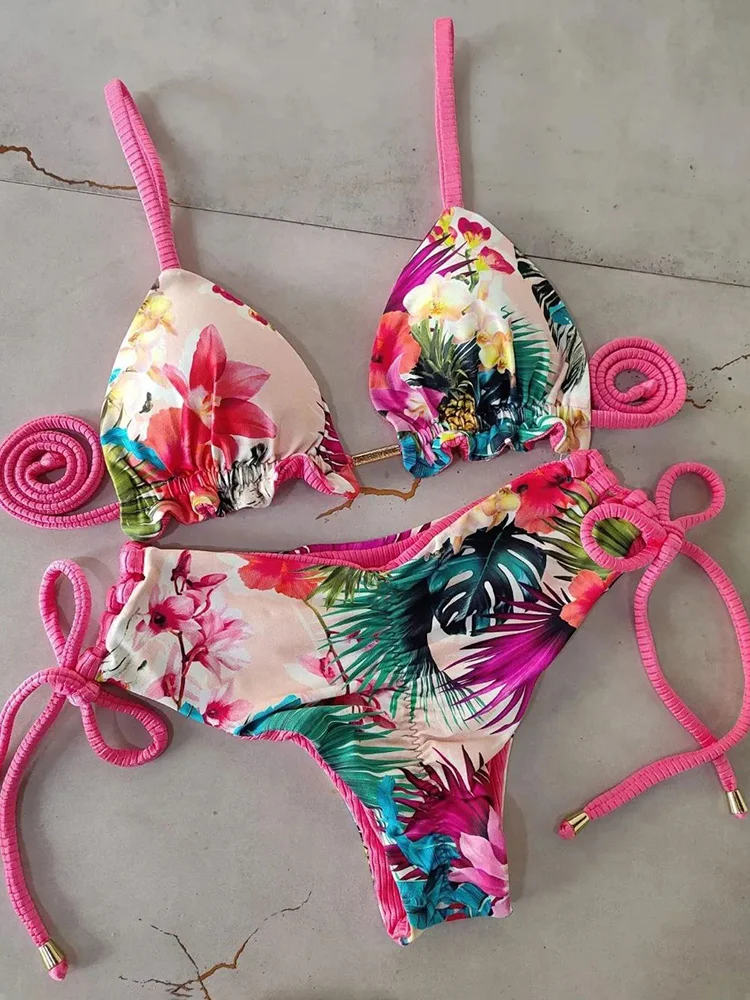 Sexy Bikinis 2022 Biquini Thongs Swimsuit Women Bathing Suits Bandage String Bikini Sets Hollow Out Swimwear Print Beachwear 
Sexy Bikinis 2022 Biquini Thongs Swimsuit Women Bathing Suits Bandage String Bikini Sets Hollow Out Swimwear Print Beachwear