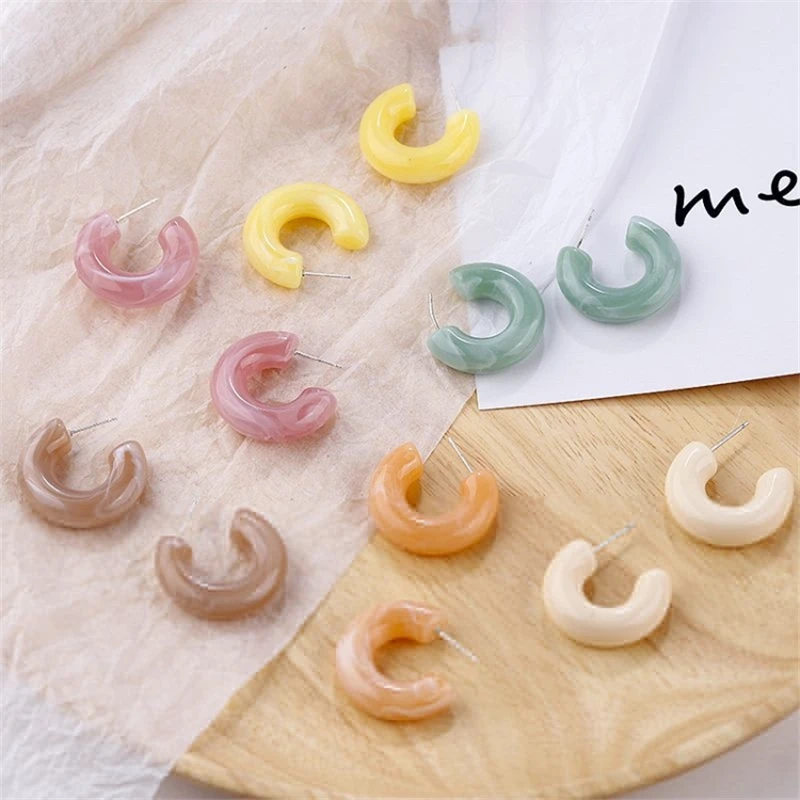 New Elegant Sweet C-shaped Resin Big Earrings for Women Girl Jewelry Personality Gift
New Elegant Sweet C-shaped Resin Big Earrings for Women Girl Jewelry Personality Gift