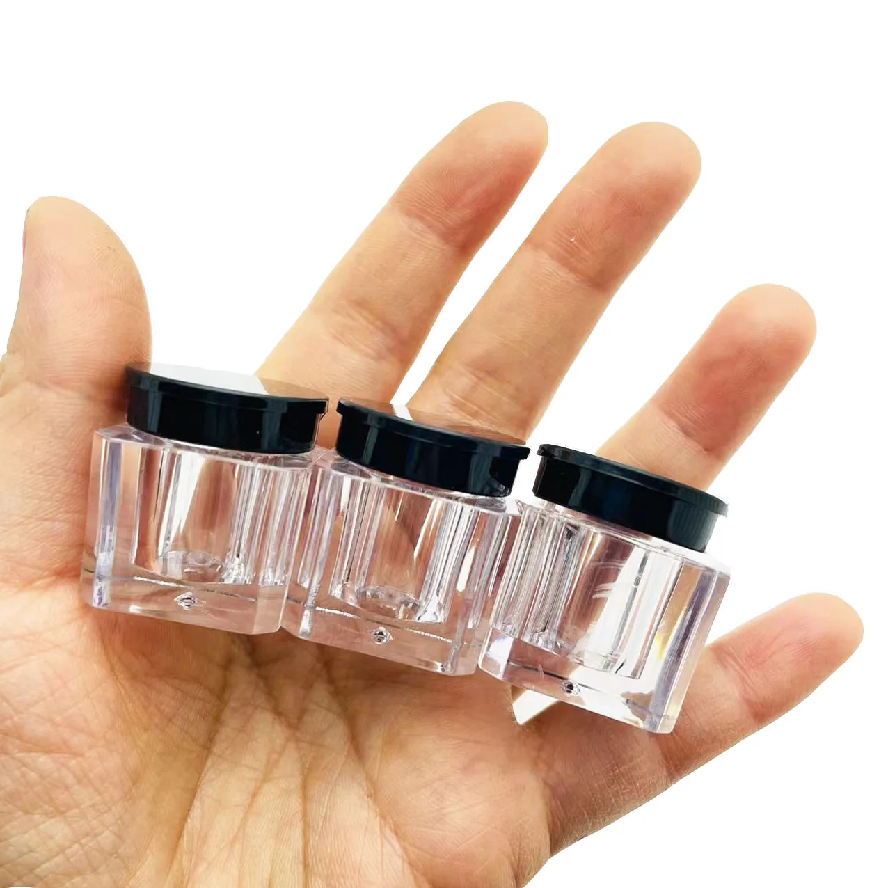 1g Empty loose powder jars with Sifter Mesh Square nail art compact Tins Cosmetic Packing Container
1g Empty loose powder jars with Sifter Mesh Square nail art compact Tins Cosmetic Packing Container