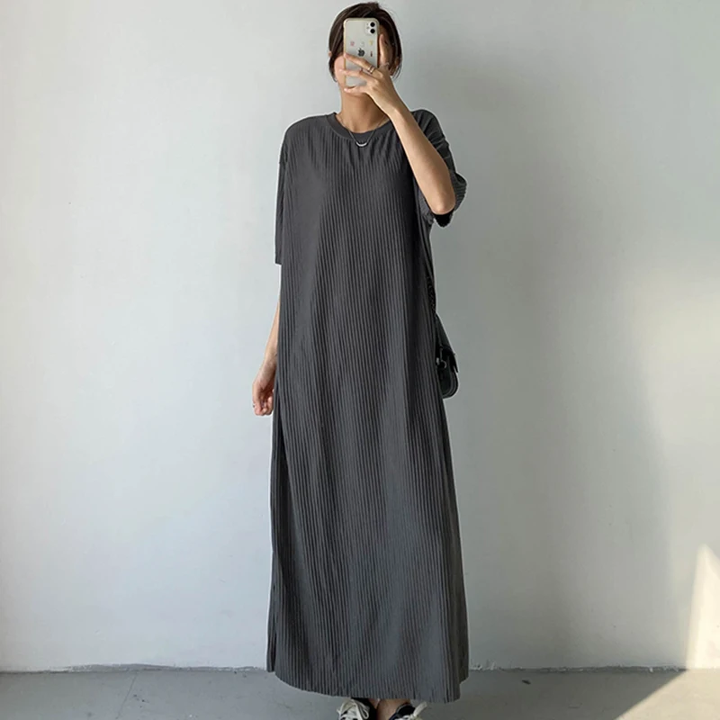 New Women Casual T-shirt Dress Summer 2022 Fashion O-Neck Short Sleeve Solid Color Oversize Loose Waist Soft Long Dress Pullover
New Women Casual T-shirt Dress Summer 2022 Fashion O-Neck Short Sleeve Solid Color Oversize Loose Waist Soft Long Dress Pullover