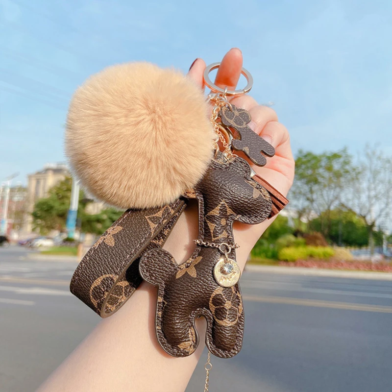 Handbag Accessories Flower Giraffe Key Chain Creative PU Leather Deer Bag Pendant Female Car Key Accessories Gift
Handbag Accessories Flower Giraffe Key Chain Creative PU Leather Deer Bag Pendant Female Car Key Accessories Gift