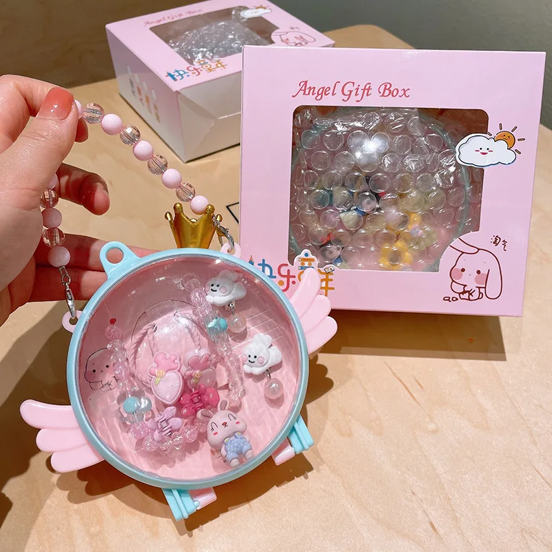 Kids Hair Accessories For Girls Hair Adornment Toy Bag Mini Hair Clip Hairpin Angel Wings Princess Cute Cartoon Pendant Necklace
Kids Hair Accessories For Girls Hair Adornment Toy Bag Mini Hair Clip Hairpin Angel Wings Princess Cute Cartoon Pendant Necklace