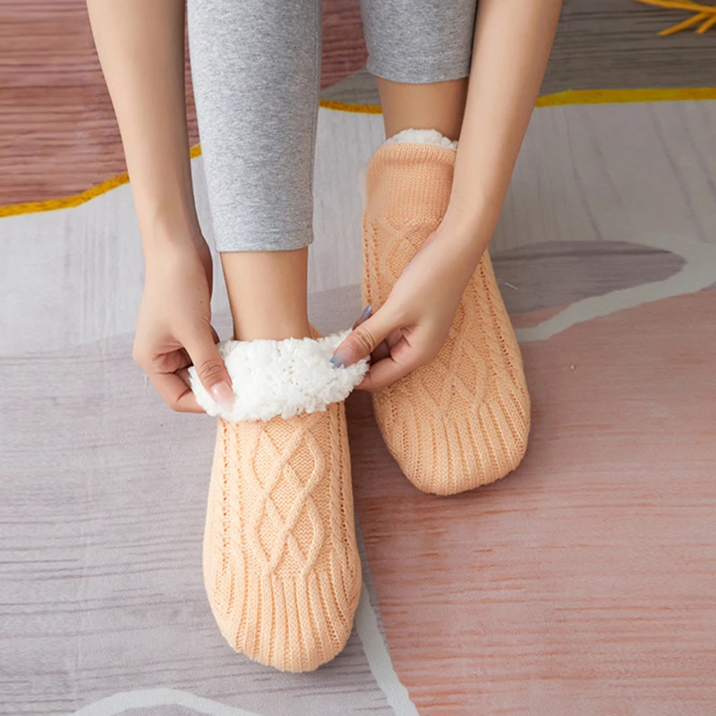 1Pair Thick Warm Sleep Socks Slippers Women Girls Autumn Winter Velvet Home Floor Socks Non Slip Mid Tube Kawaii Cute Socks
1Pair Thick Warm Sleep Socks Slippers Women Girls Autumn Winter Velvet Home Floor Socks Non Slip Mid Tube Kawaii Cute Socks