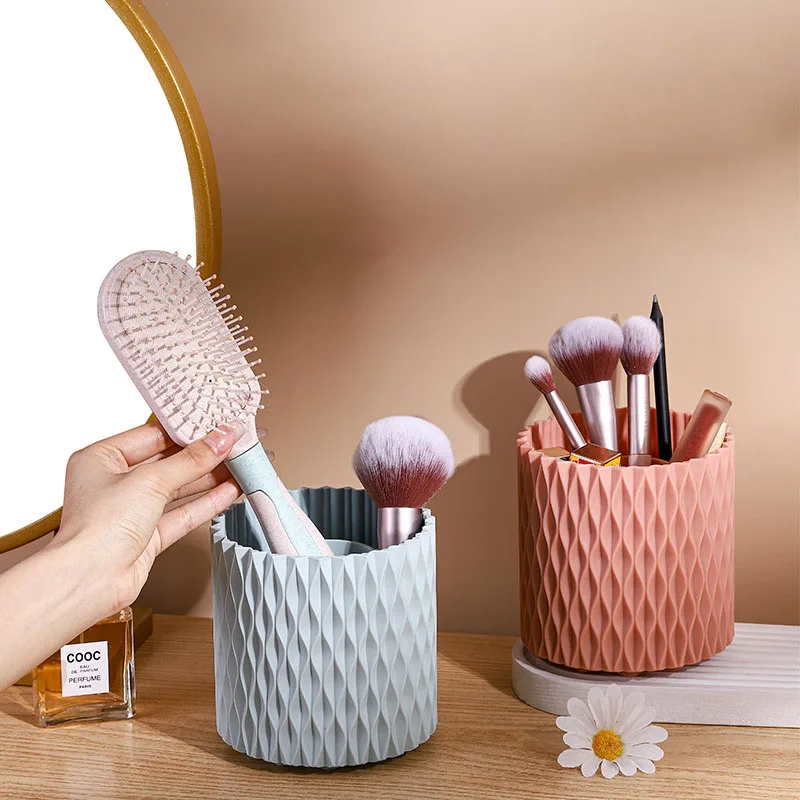 360 Rotating makeup Organizer Brush Bucket Portable Storage Box Lipstick Eyebrow Pencil Brush Pen Holder Bathroom Accessories
360 Rotating makeup Organizer Brush Bucket Portable Storage Box Lipstick Eyebrow Pencil Brush Pen Holder Bathroom Accessories