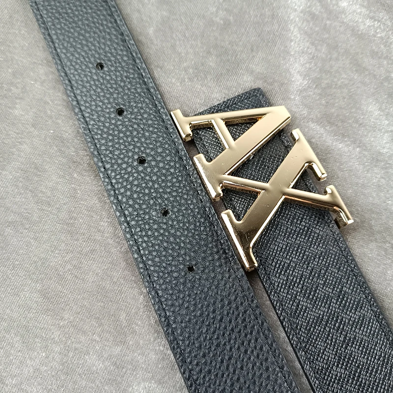 High Quality Smooth Buckle Belt Men's Genuine Leather Pure Cowhide Letter AX Jeans Belt for Men Luxury Belt Designers Women
High Quality Smooth Buckle Belt Men's Genuine Leather Pure Cowhide Letter AX Jeans Belt for Men Luxury Belt Designers Women