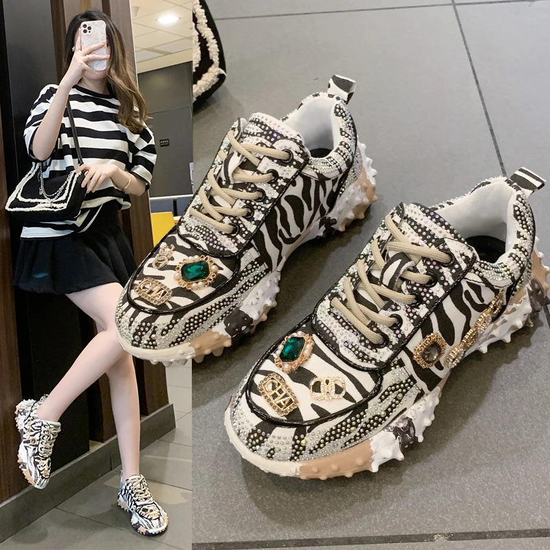 New In Sneakers Platform Shoes for Women Fashion Medium Heel Mesh Leopard Print Luxury Rhinestone Cross Lacing Women's Shoes
New In Sneakers Platform Shoes for Women Fashion Medium Heel Mesh Leopard Print Luxury Rhinestone Cross Lacing Women's Shoes