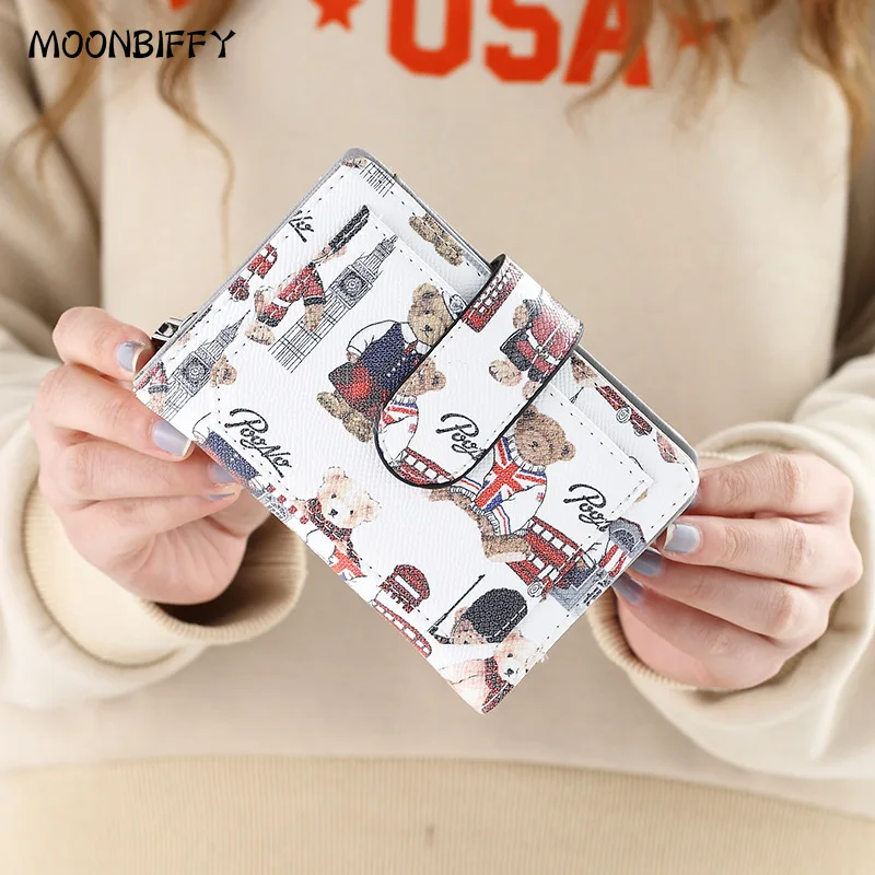 Female Short Wallet Korea New Cartoon Bear Cute Simple Buckle Student Small Fresh Mini Zipper Wallets Purse Carteras Para Mujer
Female Short Wallet Korea New Cartoon Bear Cute Simple Buckle Student Small Fresh Mini Zipper Wallets Purse Carteras Para Mujer