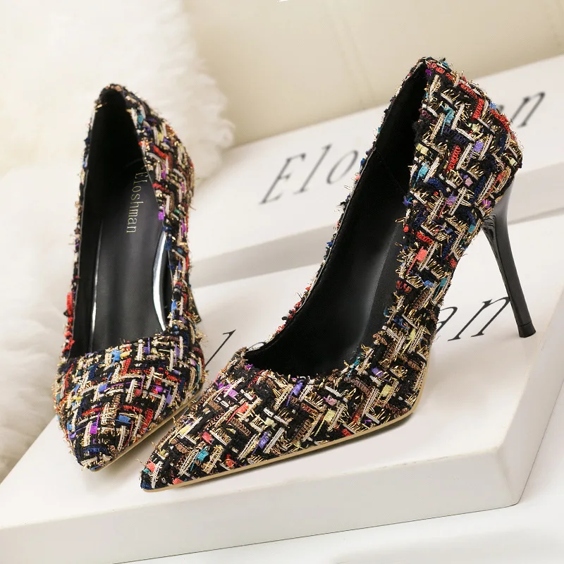 Spring Fashion show slimming high heel women's shoes stiletto high-heels shallow mouth pointed material women's high heels shoes
Spring Fashion show slimming high heel women's shoes stiletto high-heels shallow mouth pointed material women's high heels shoes