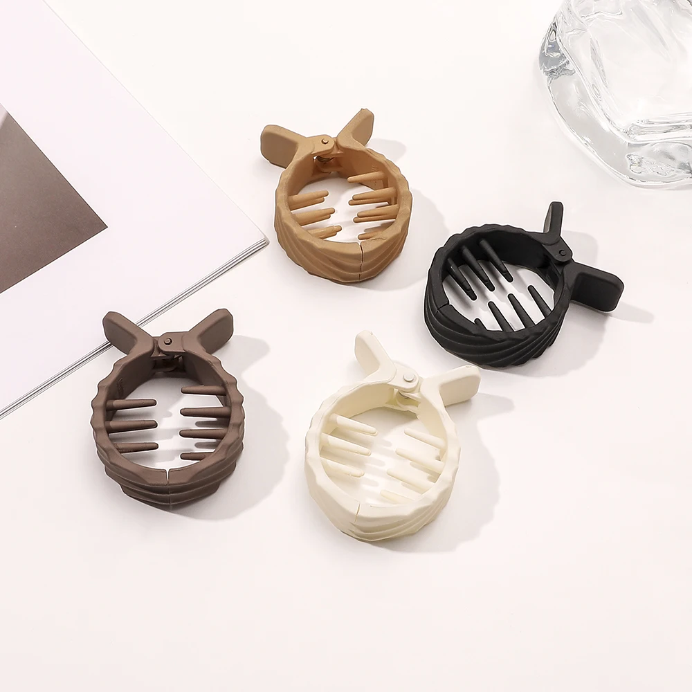 Small Girls Hair Claws Acrylic Hair Clip Round Simple Hairpins Ponytail Clip Elegant Crabs Headwear Hair Accessories for Women
Small Girls Hair Claws Acrylic Hair Clip Round Simple Hairpins Ponytail Clip Elegant Crabs Headwear Hair Accessories for Women
