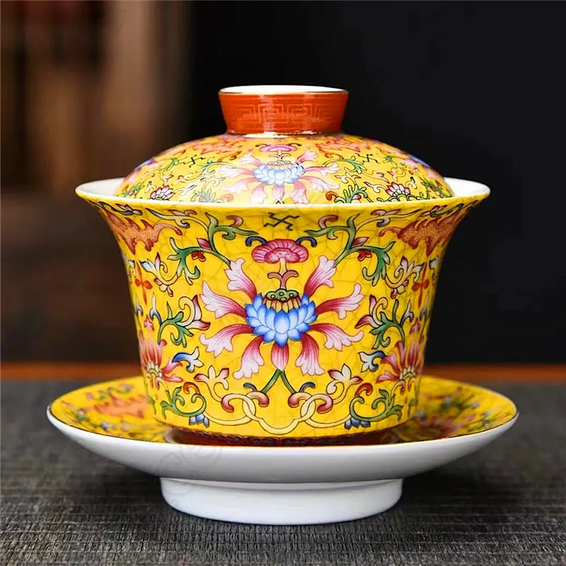 Эмалированный цветной чайный набор Gaiwan в китайском Королевском Стиле, керамическая чайная чашка с подставкой, офисное Хрустальное оформление 
Эмалированный цветной чайный набор Gaiwan в китайском Королевском Стиле, керамическая чайная чашка с подставкой, офисное Хрустальное оформление