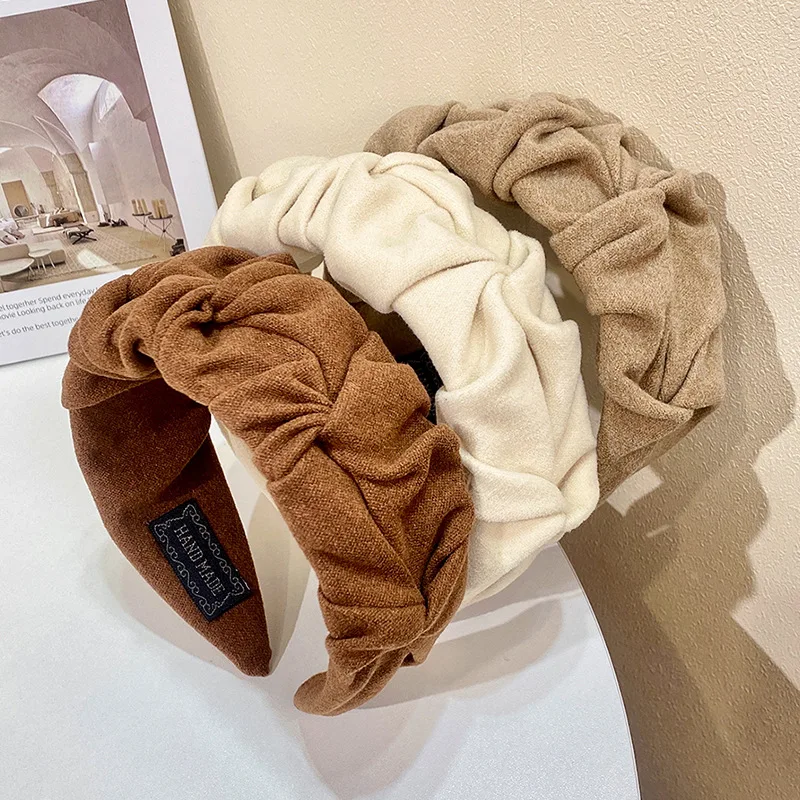 Women Solid Color Elegant Folds Plush Wide Hairbands Hair Decorate Headband Female Hair Hoop Headwear Fashion Hair Accessories
Women Solid Color Elegant Folds Plush Wide Hairbands Hair Decorate Headband Female Hair Hoop Headwear Fashion Hair Accessories