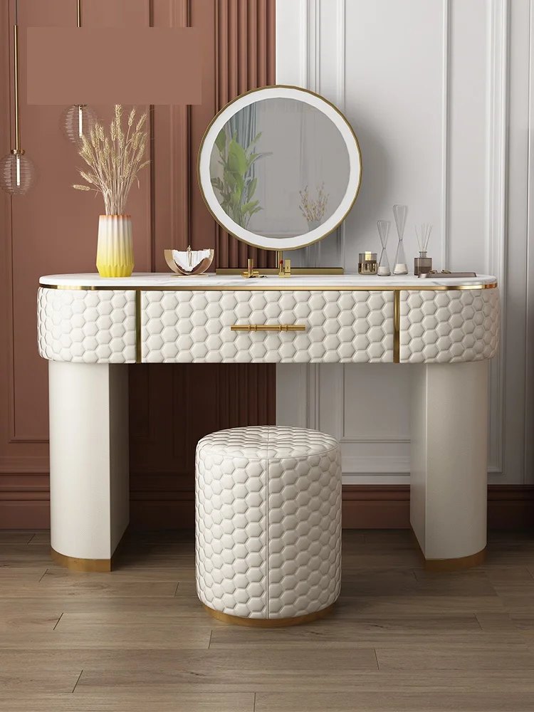 Postmodern light luxury marble skin dressing table European American bedroom Princess dressing table net red dressing table
Postmodern light luxury marble skin dressing table European American bedroom Princess dressing table net red dressing table