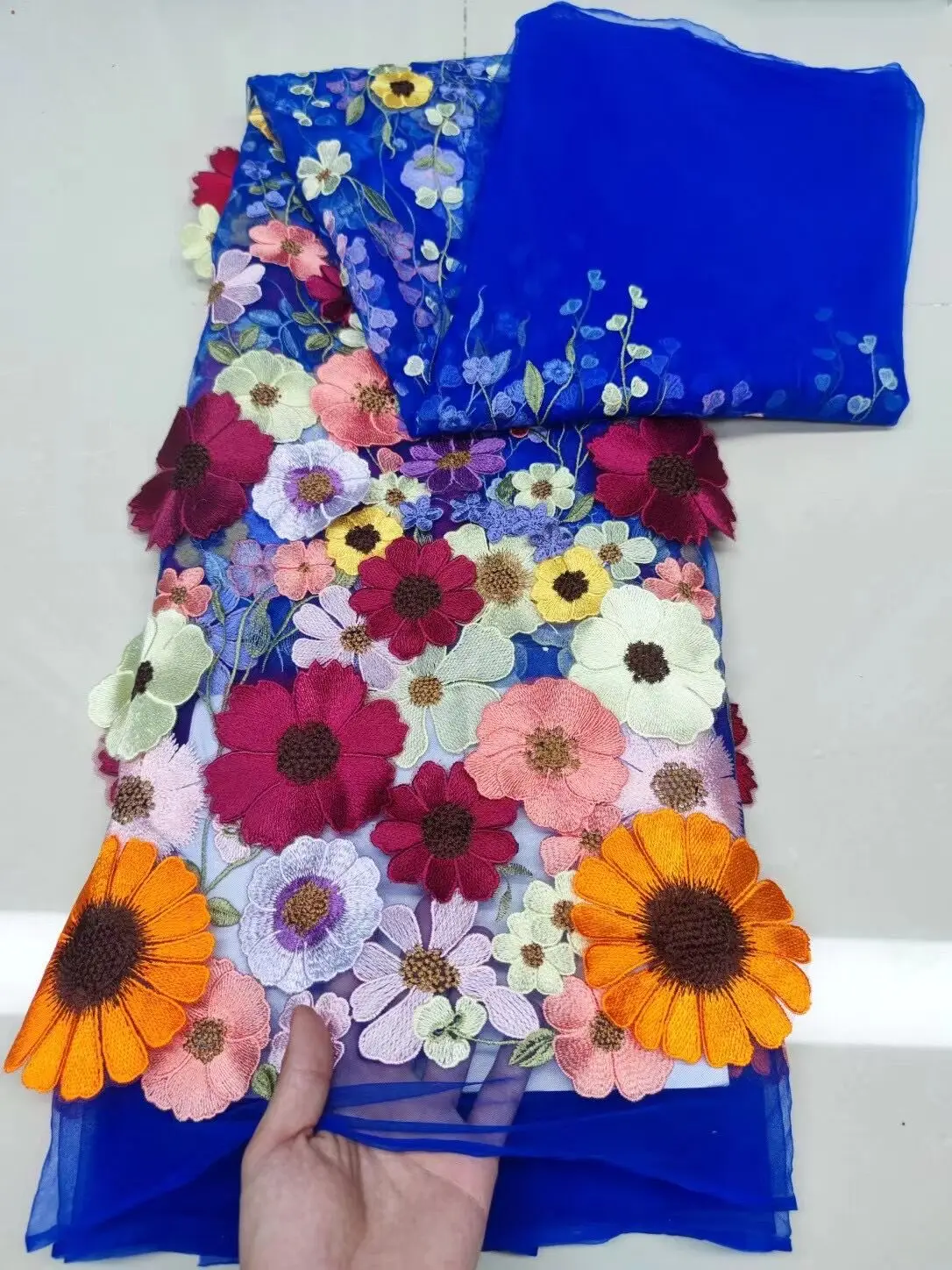 3D Tulle Lace Fabric African Lace Fabric 2021 High Quality Lace with Beaded,Nigerian Lace Fabrics for Wedding ASH015 Royal Blue
3D Tulle Lace Fabric African Lace Fabric 2021 High Quality Lace with Beaded,Nigerian Lace Fabrics for Wedding ASH015 Royal Blue