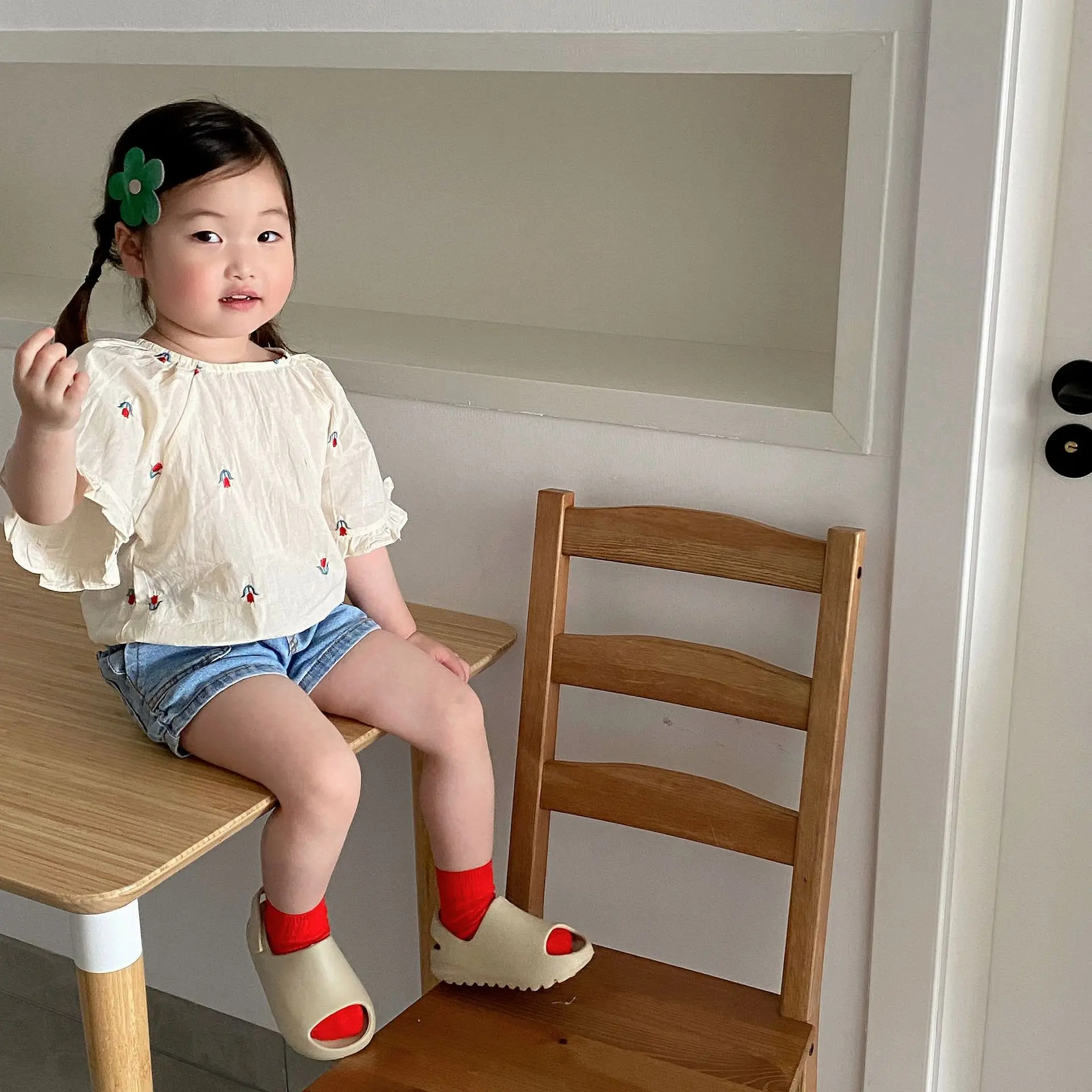 Baby Girls Clothes Tops Beige Shirt 2022 Summer Cute Kids Girl Short Sleeve Shirts Children's Cotton Blouse Toddler Clothing
Baby Girls Clothes Tops Beige Shirt 2022 Summer Cute Kids Girl Short Sleeve Shirts Children's Cotton Blouse Toddler Clothing